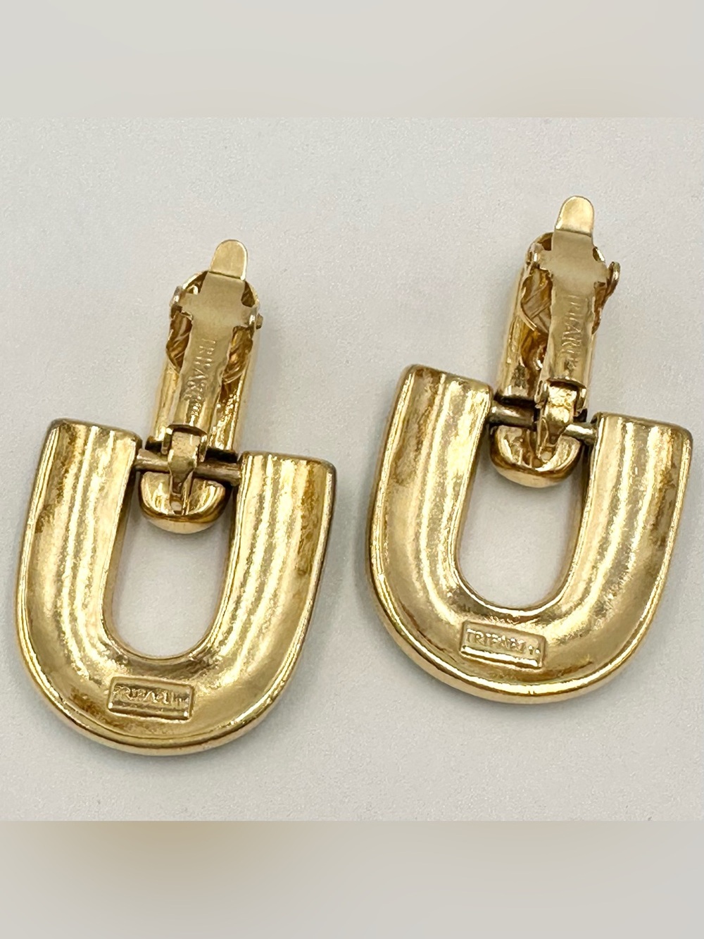 Trifari Signed Vintage Teal Enamel Door Knocker Clip On Earrings - Picture 3 of 5